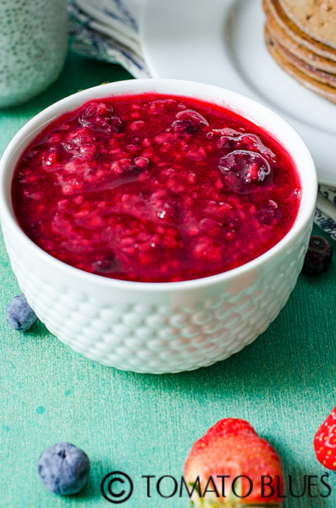 microwave mixed berry compote