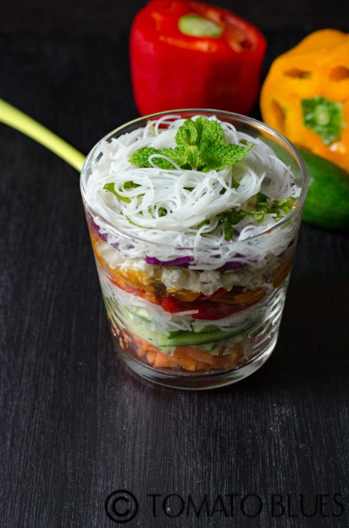 spring roll salad in a jar