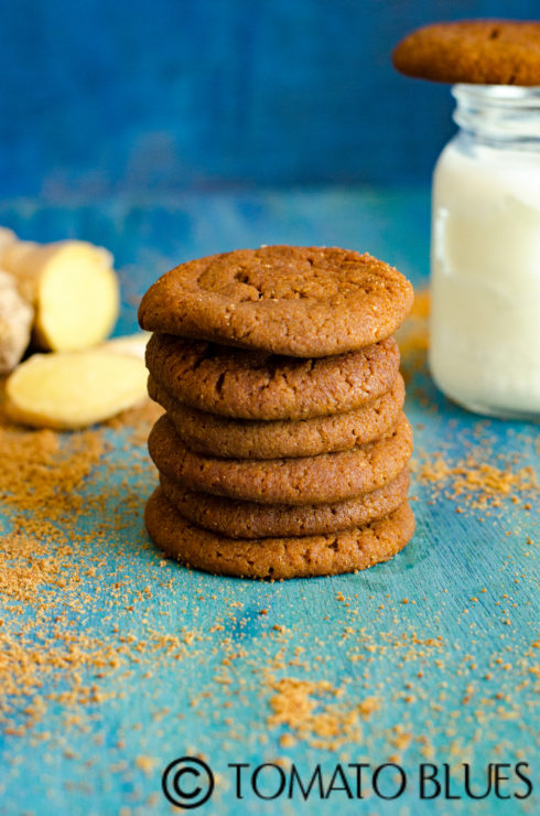 Eggless Gingersnaps Cookies