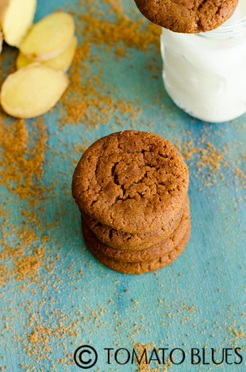 Eggless Gingersnaps Cookies