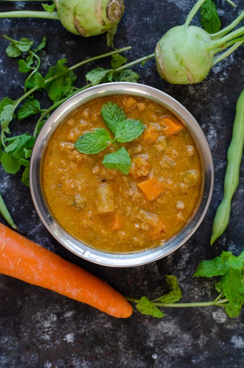 veg salna or parotta salna