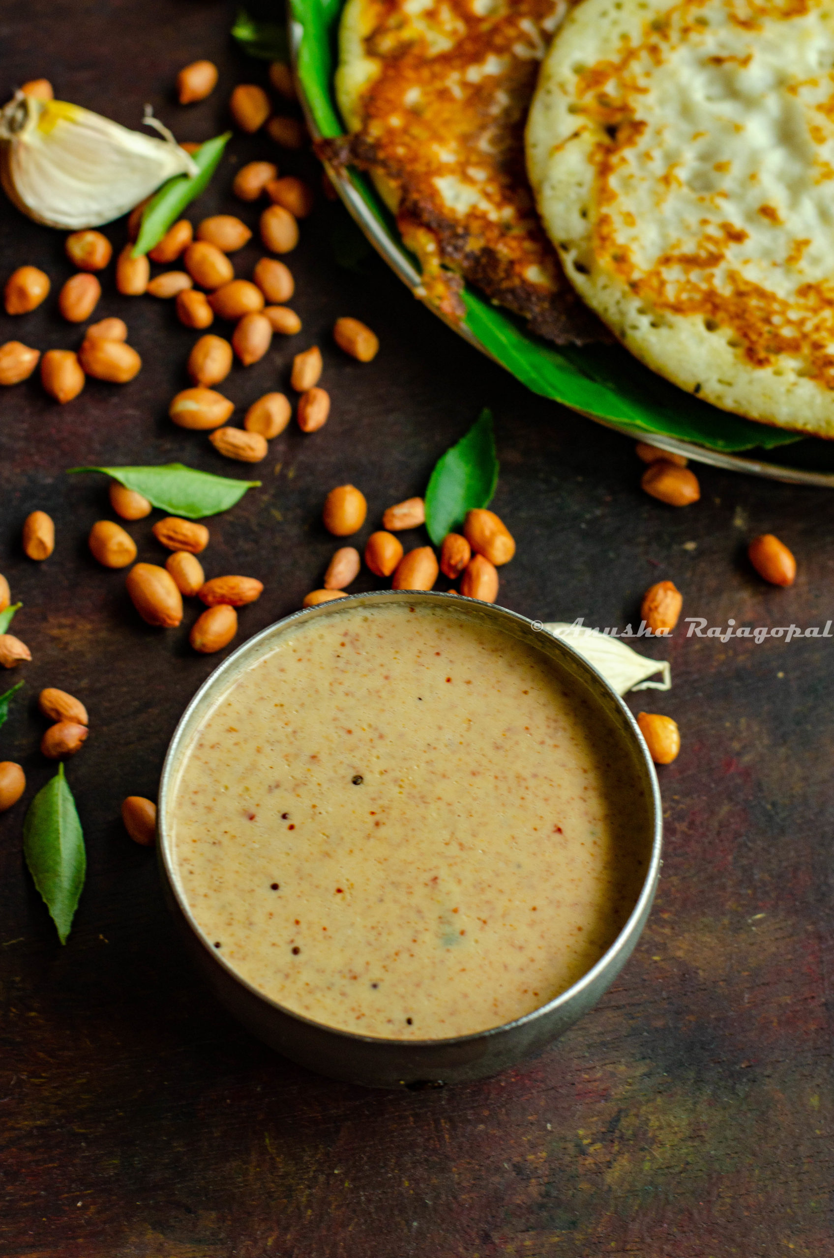 Peanut chutney served with 